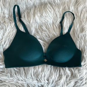 Victoria secret Very Sexy So Obsessed Wireless Push-Up Bra